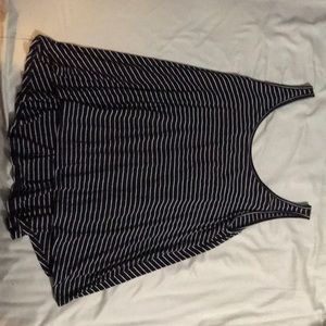 Black and white stripped loose tank